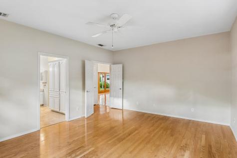 340 Columbine Meadowlakes TX 78654