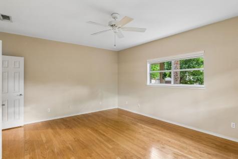 340 Columbine Meadowlakes TX 78654