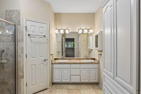 340 Columbine Meadowlakes TX 78654