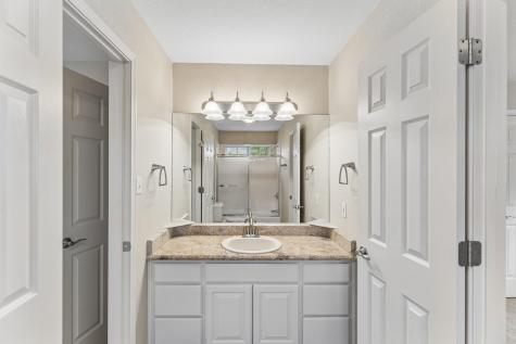 340 Columbine Meadowlakes TX 78654