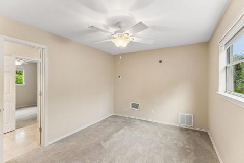 340 Columbine Meadowlakes TX 78654