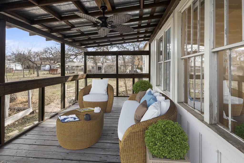 409 N Main Street Burnet TX 78611