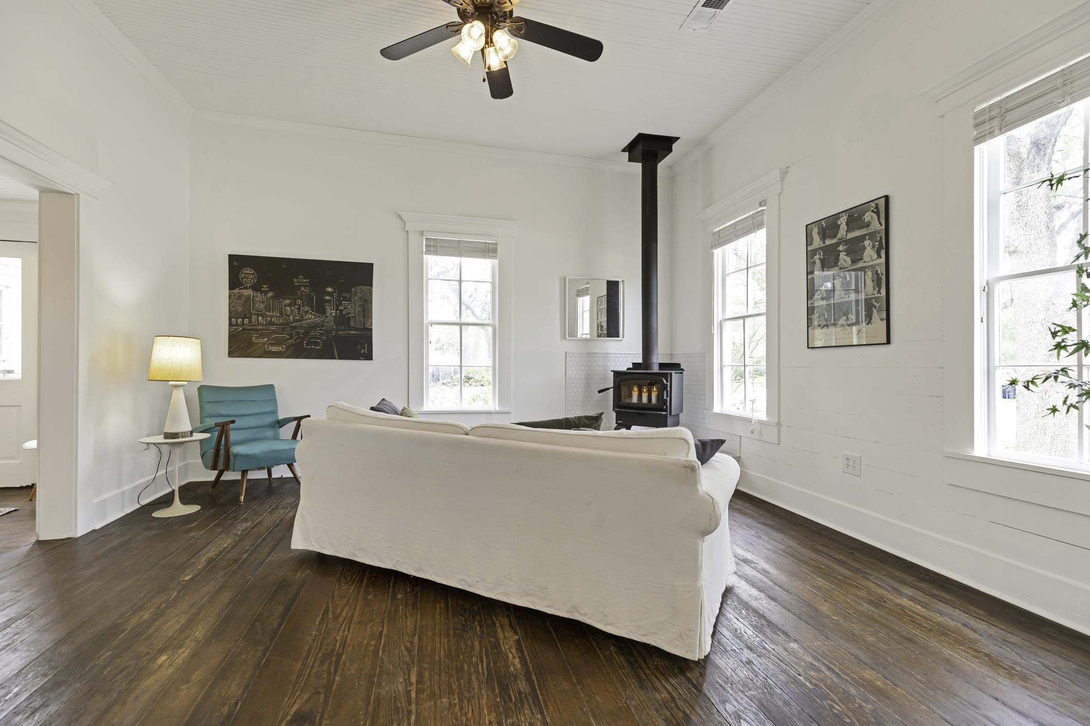 409 N Main Street Burnet TX 78611