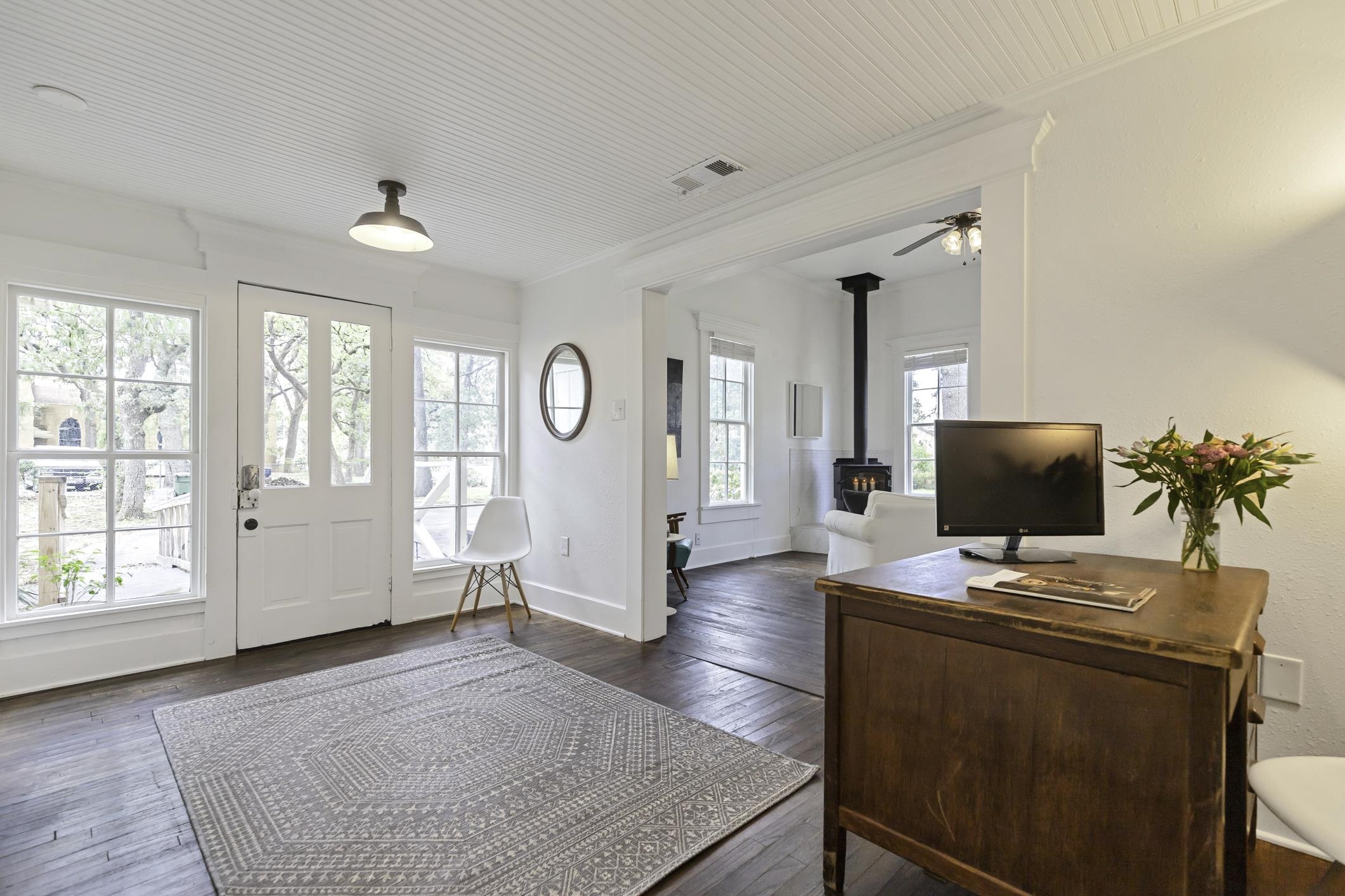 409 N Main Street Burnet TX 78611