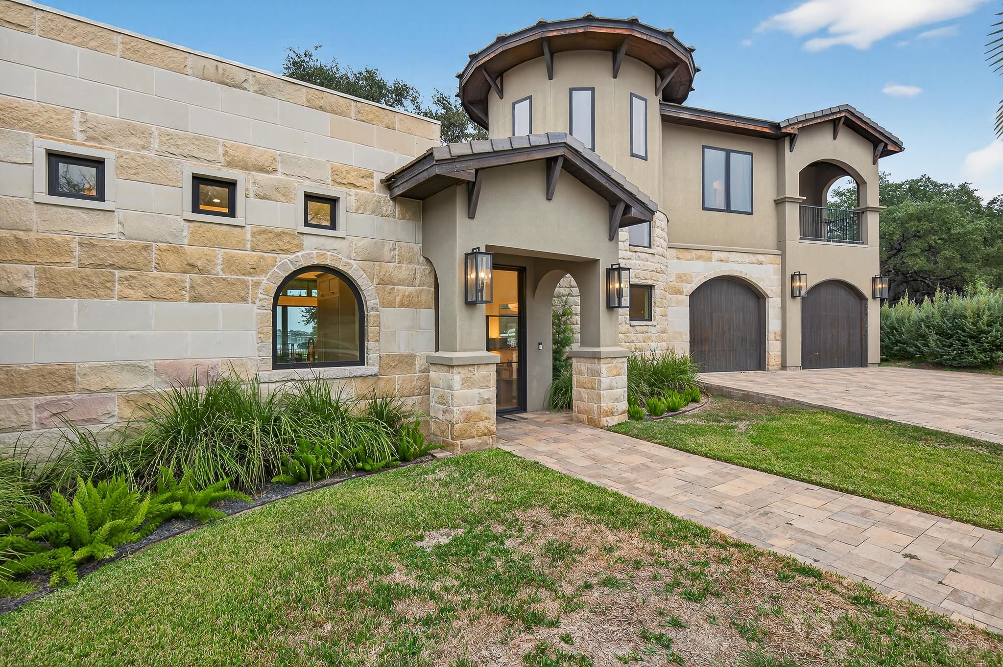 901 Sun Ray Horseshoe Bay TX 78657