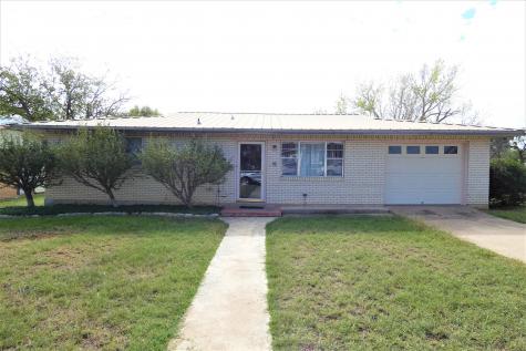 1102 E Brown Street Llano TX 78643