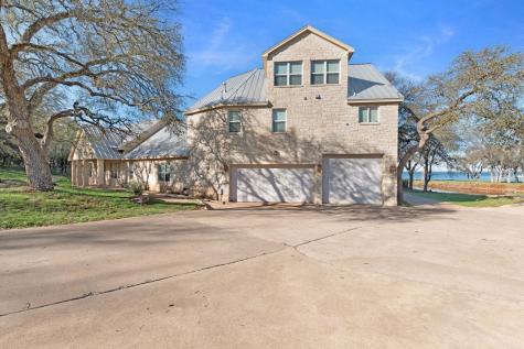 101 Kelly Emeralds Road Burnet TX 78611