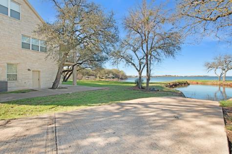 101 Kelly Emeralds Road Burnet TX 78611