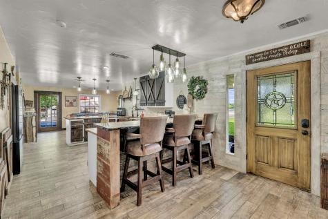 1701 Bluebonnet Lane Kingsland TX 78639