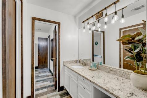 1701 Bluebonnet Lane Kingsland TX 78639