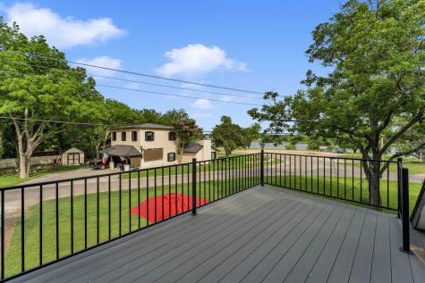 1701 Bluebonnet Lane Kingsland TX 78639