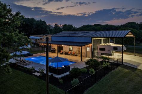 1701 Bluebonnet Lane Kingsland TX 78639