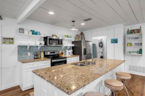 200 Highland Drive Kingsland TX 78639