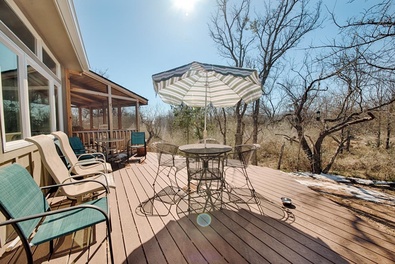 518 E Bluebriar Drive Granite Shoals TX 78654