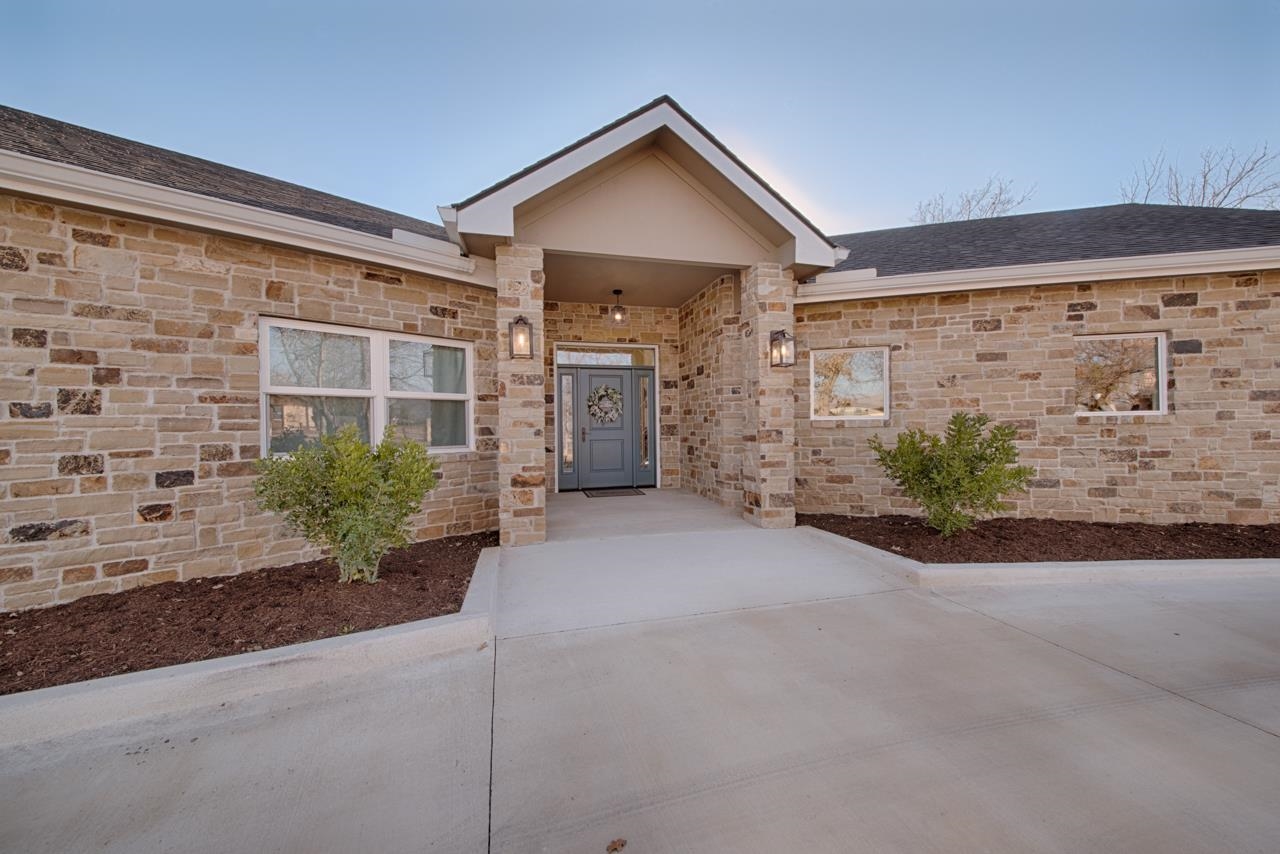 518 E Bluebriar Drive Granite Shoals TX 78654