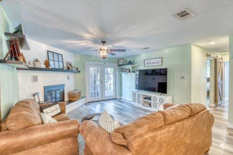 1117 County Road 132b Kingsland TX 78639