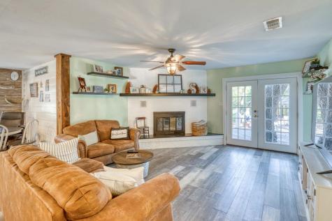 1117 County Road 132b Kingsland TX 78639