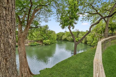 900 Boenig Street Seguin TX 78155