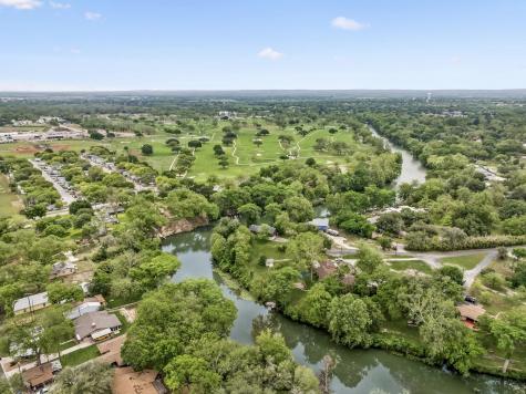 900 Boenig Street Seguin TX 78155