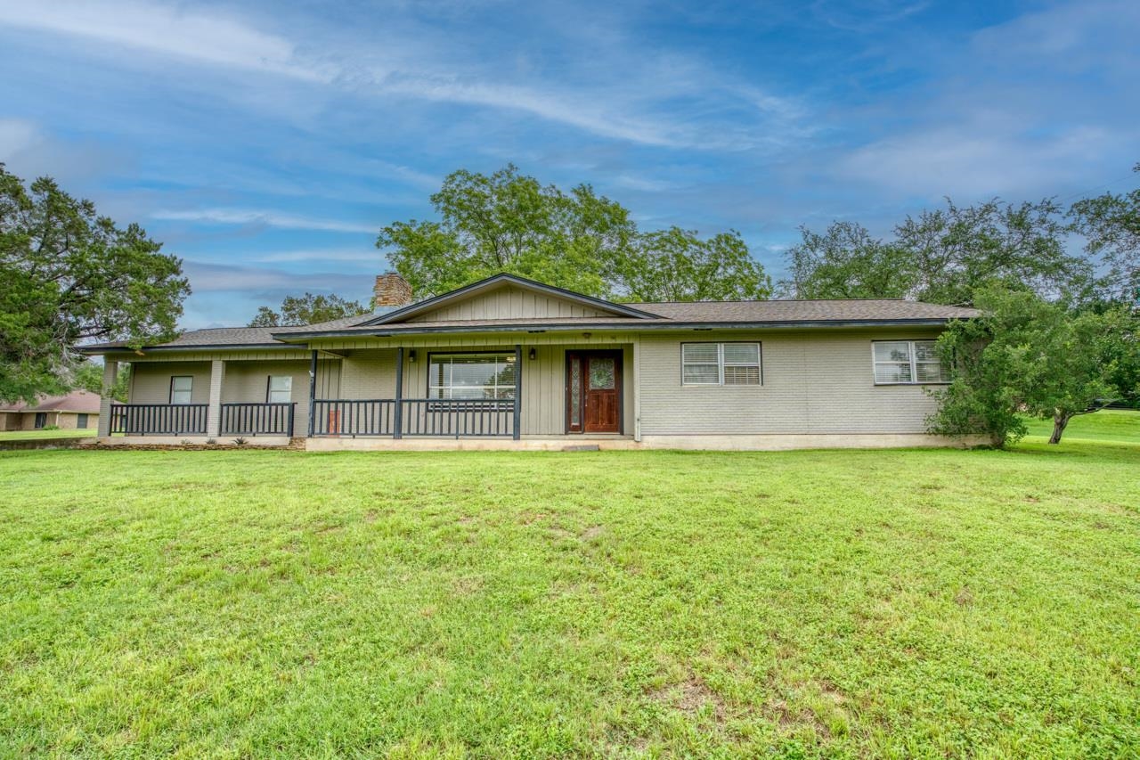 3111 W Oak Ridge Drive Marble Falls TX 78654