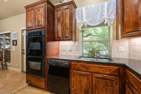 523 Cr 136a Kingsland TX 78639