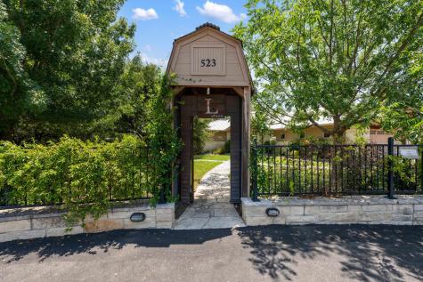 523 Cr 136a Kingsland TX 78639