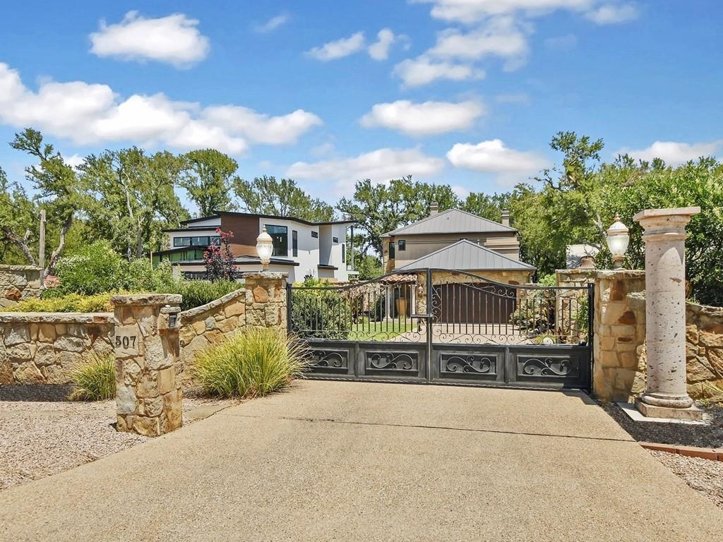 507 Sandy Mountain Drive Sunrise Beach TX 78643