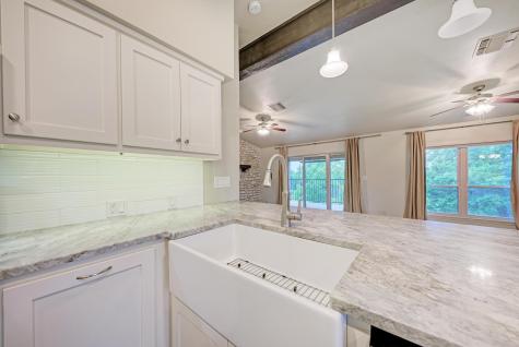320 Lucy Lane Horseshoe Bay TX 78657
