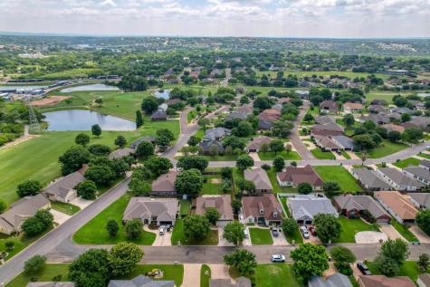 107 Marion Street Meadowlakes TX 78654
