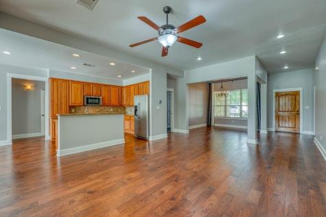 107 Marion Street Meadowlakes TX 78654