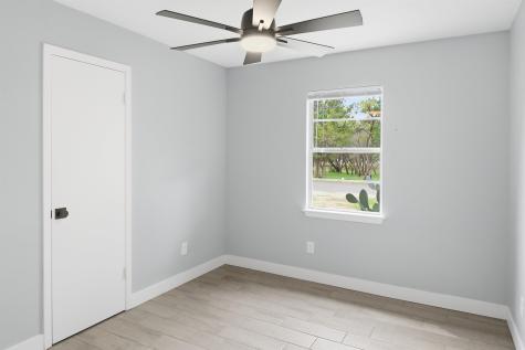 611 Pecan Cottonwood Shores TX 78657