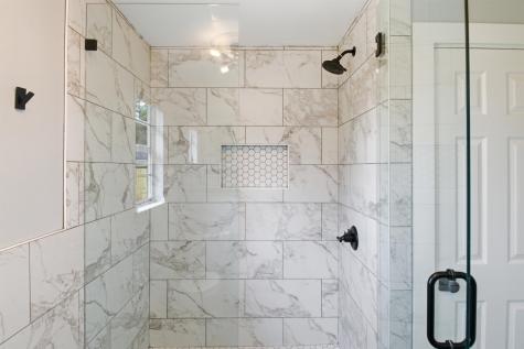 611 Pecan Cottonwood Shores TX 78657