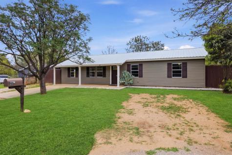 611 Pecan Cottonwood Shores TX 78657