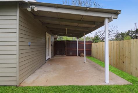611 Pecan Cottonwood Shores TX 78657
