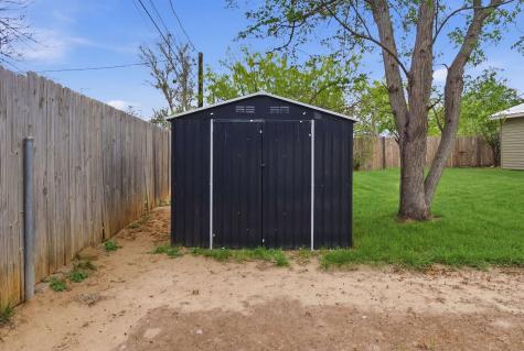 611 Pecan Cottonwood Shores TX 78657