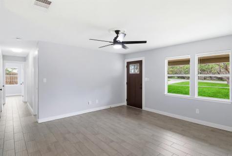 611 Pecan Cottonwood Shores TX 78657