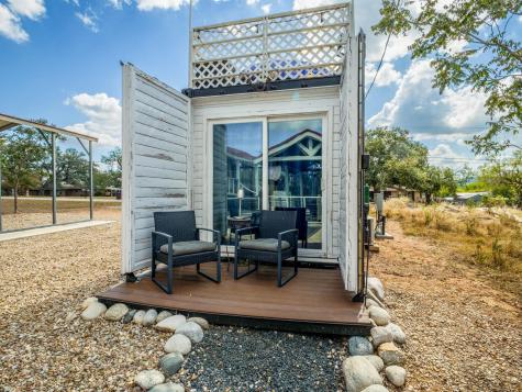 4113 Hermosa Drive Kingsland TX 78639