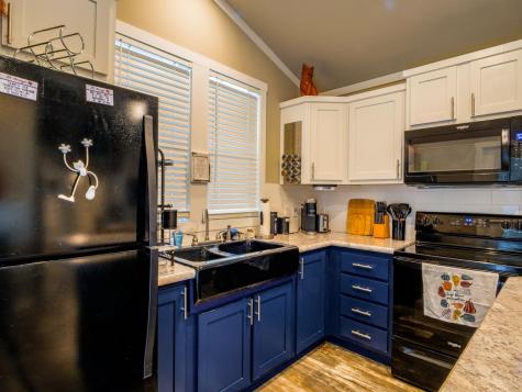 4113 Hermosa Drive Kingsland TX 78639