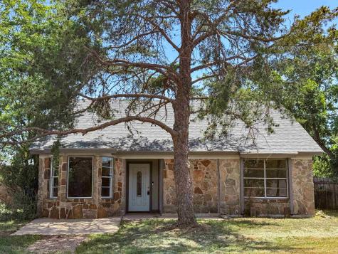 400 N River Oaks Drive Burnet TX 78611