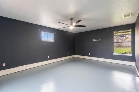 400 N River Oaks Drive Burnet TX 78611
