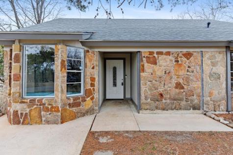 400 N River Oaks Drive Burnet TX 78611