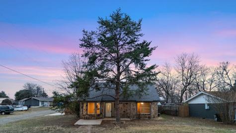 400 N River Oaks Drive Burnet TX 78611