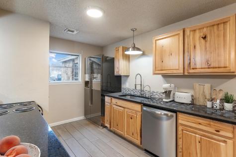 400 N River Oaks Drive Burnet TX 78611