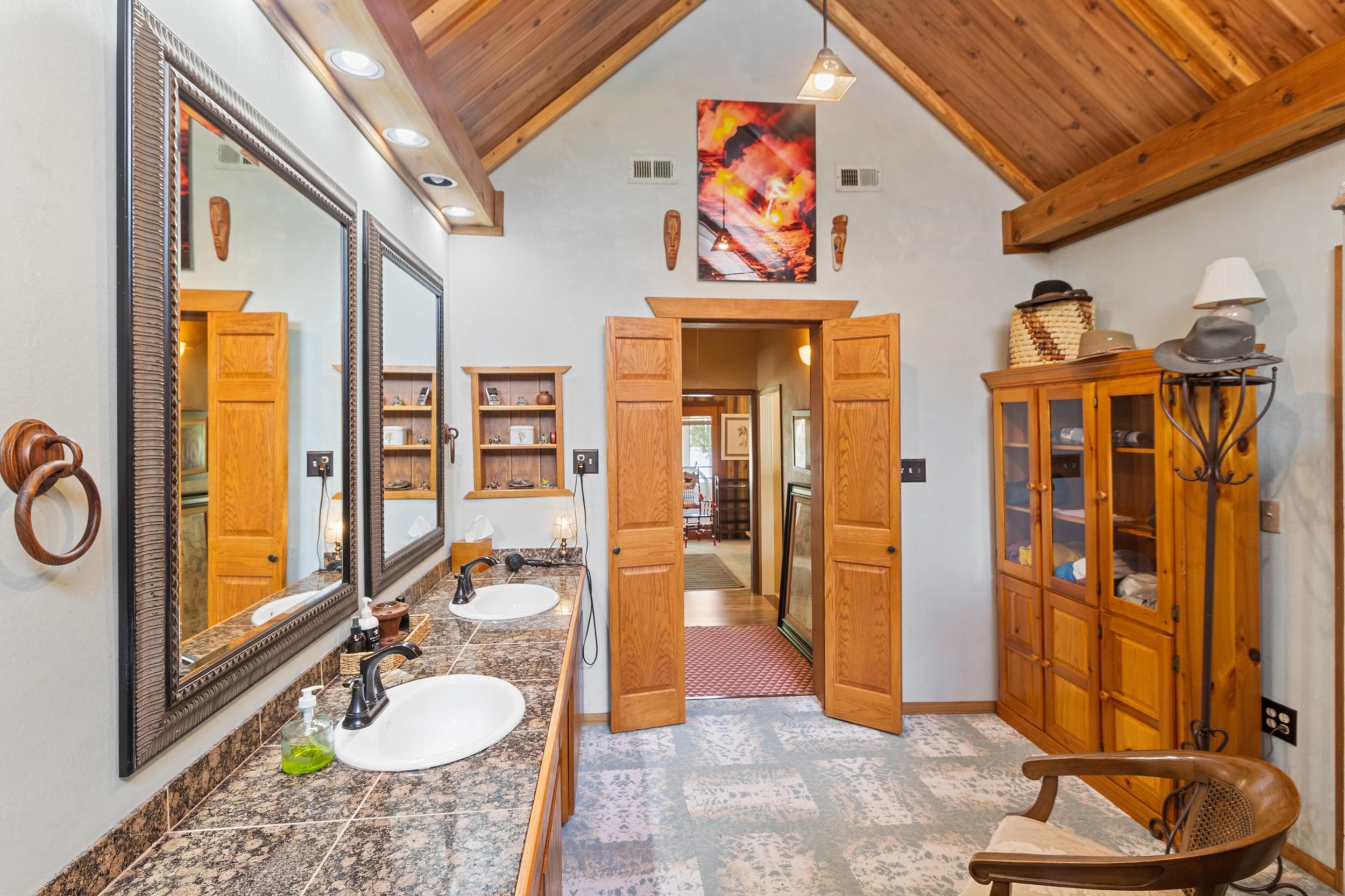 320 Harris Loop Kingsland TX 78639