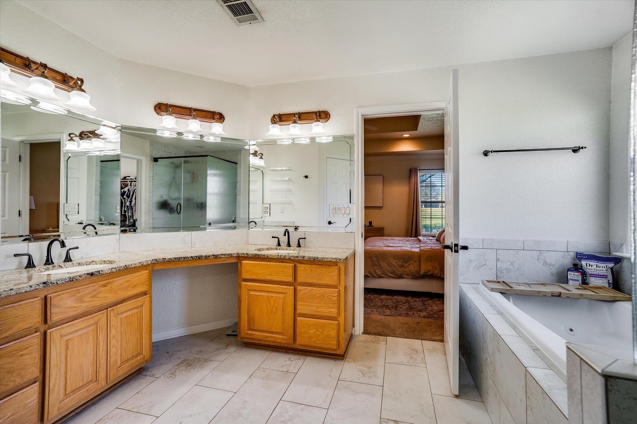 104 Firestone Place Meadowlakes TX 78654