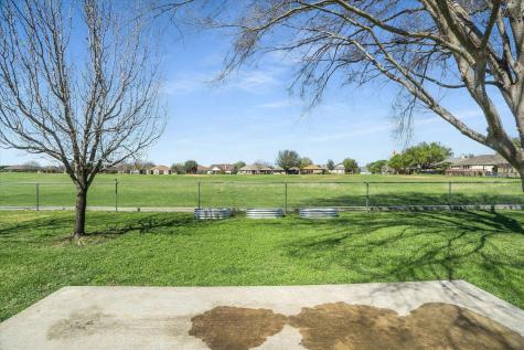 104 Firestone Place Meadowlakes TX 78654
