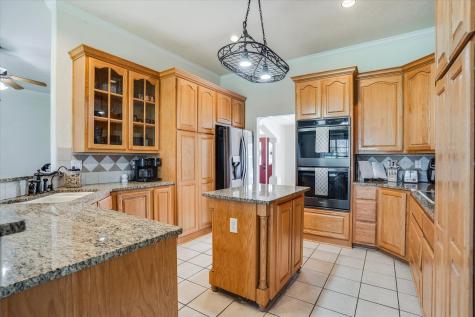 104 Firestone Place Meadowlakes TX 78654