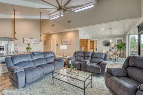 136 Hidden Oaks Drive Kingsland TX 78639