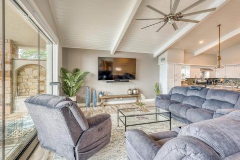 136 Hidden Oaks Drive Kingsland TX 78639