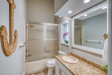 136 Hidden Oaks Drive Kingsland TX 78639
